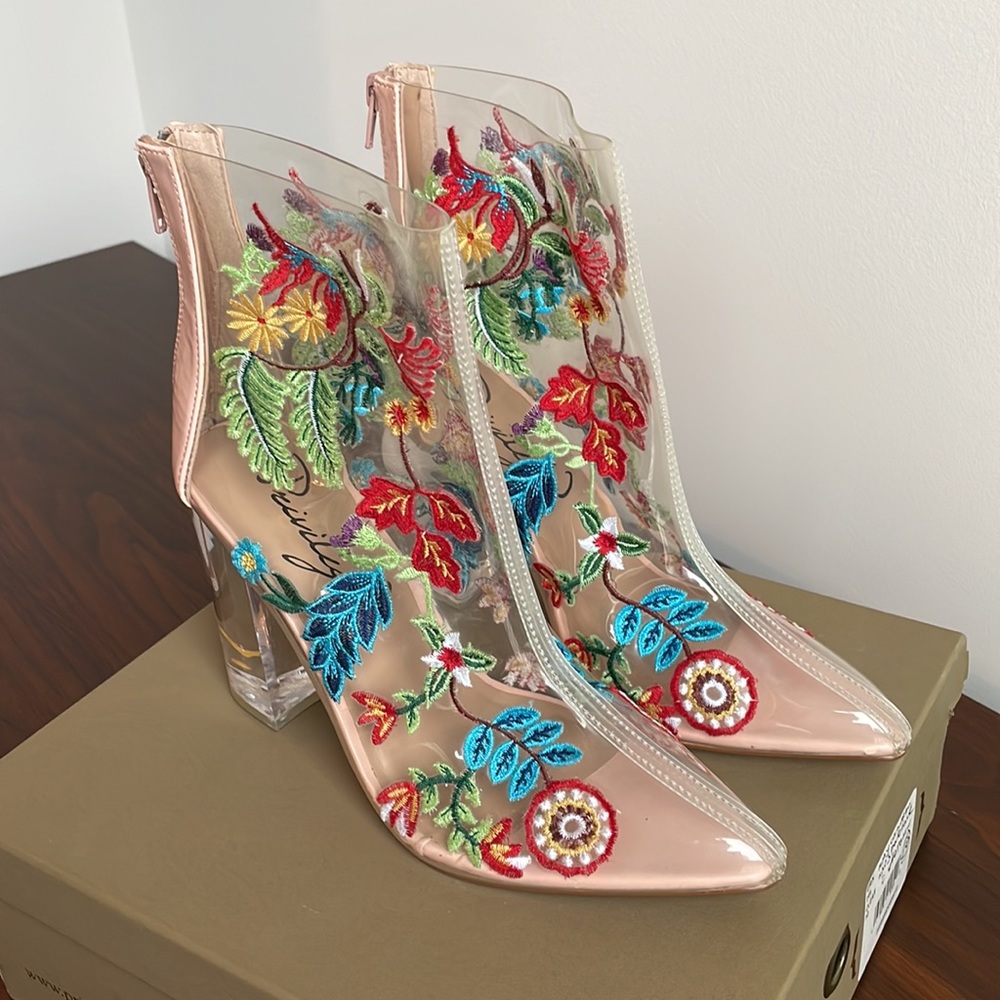 Unique Erin Flowers Embroidered Clear Boots by Privileged Shoes - Size 10